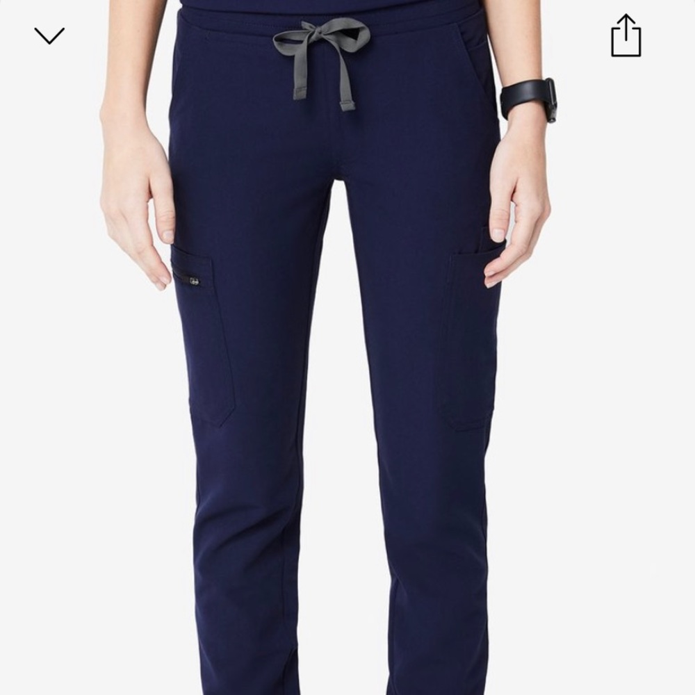 Figs yola skinny scrub pant.